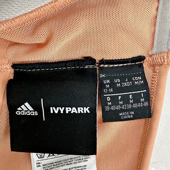 Adidas Originals x Ivy Park Sports Bra Women’s BNWT Gym Workout Fitness MED - Picture 8 of 9